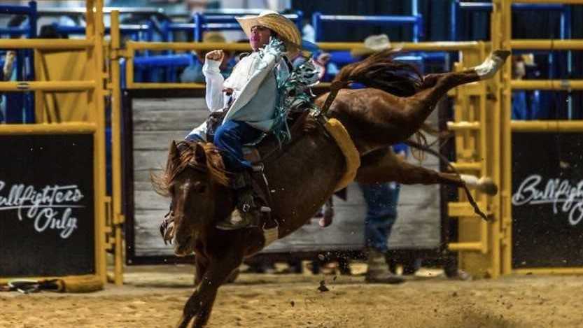 Teen qualifies for national rodeo